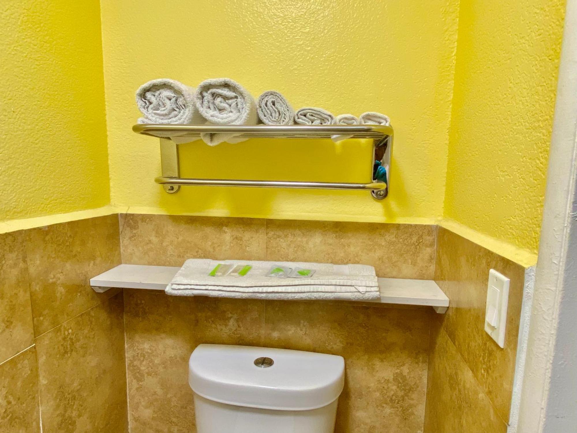 4 Star Motel 2*